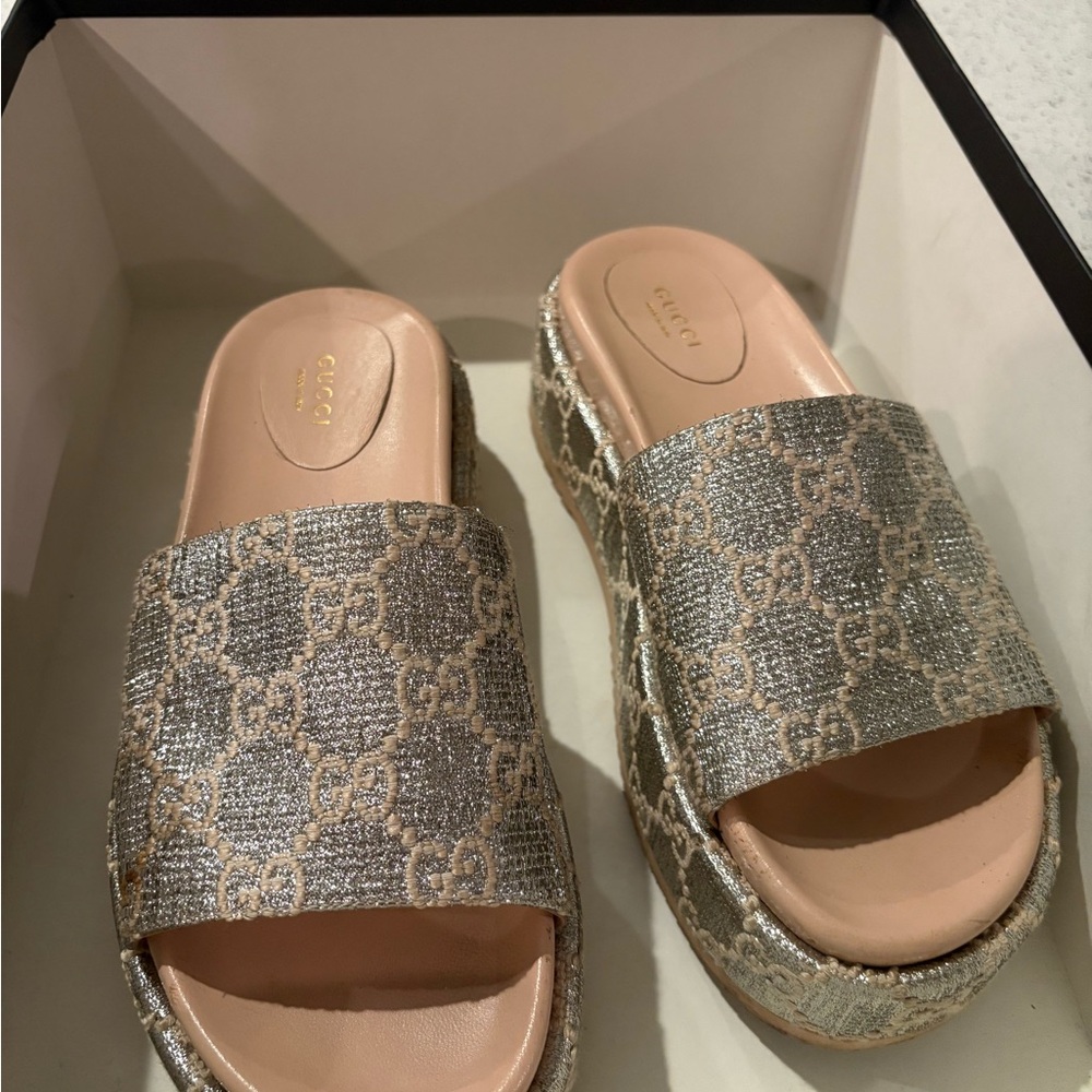 Gucci Silver Sandals with Glittery Design